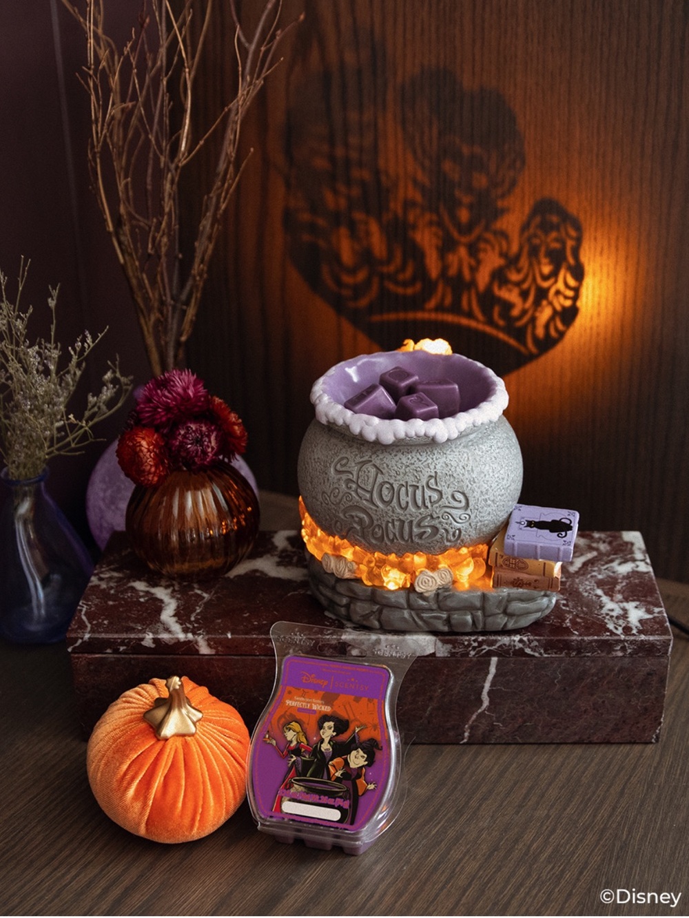 Scentsy Disney’s Hocus Pocus Wax Warmer 1 unit - Picture 1 of 8